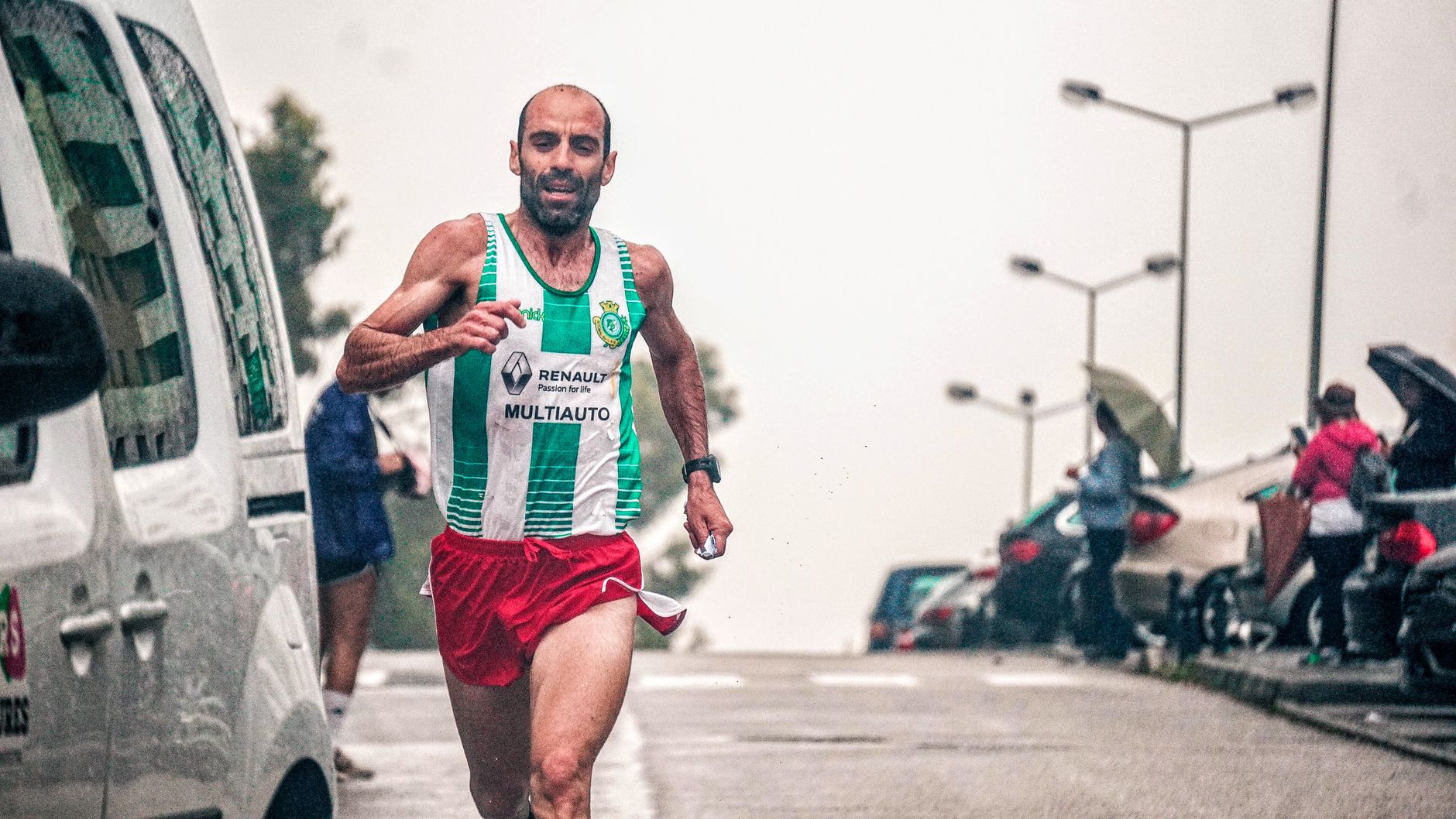 A runner recovering after a difficult effort and reviewing the attempt calmly